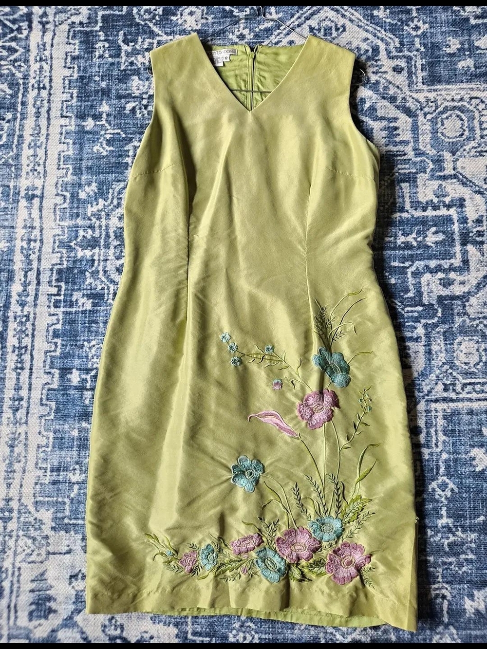 Maggy London Olive Green Embroidered Sleeveless Midi Dress